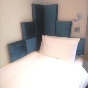 Deluxe Single Room En-Suite