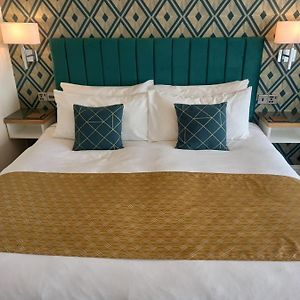 Superior Deluxe Double or Twin Room